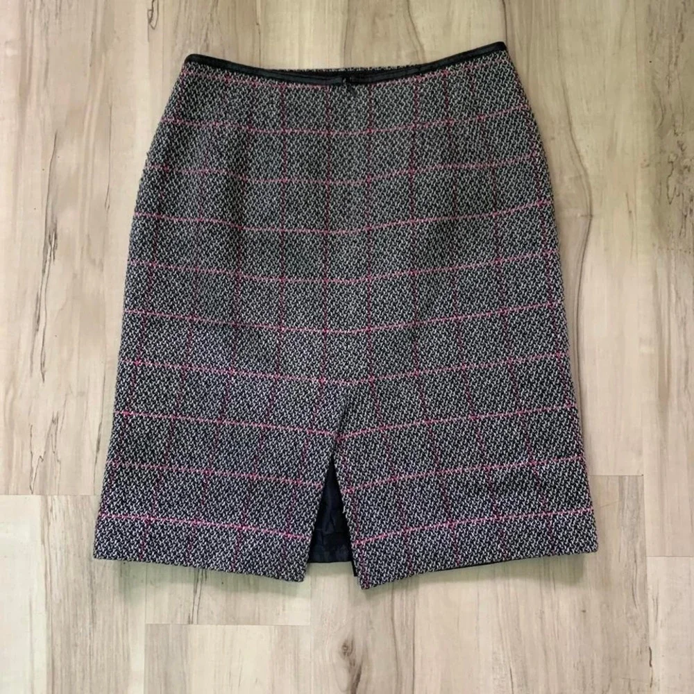 Talbots plaid skirt‎ with zipper enclosure